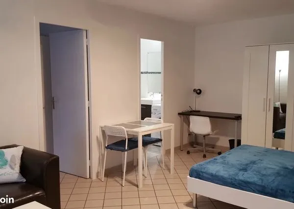 Appartement 1 pièce 33 m² 
