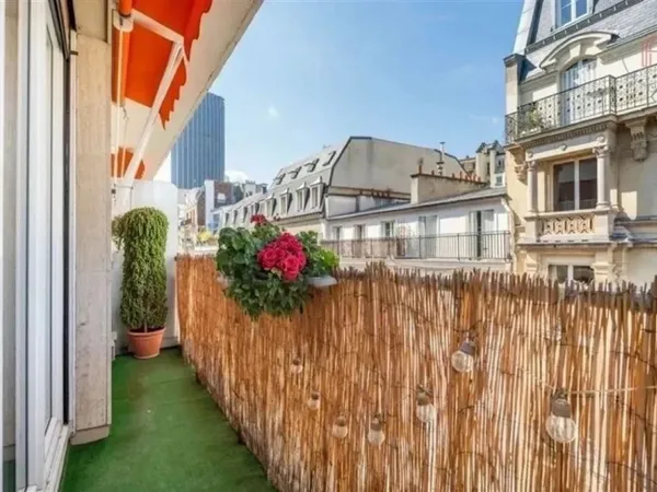 Appartement 5 pièces avec 2 balcons 