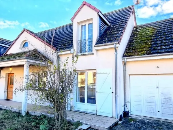 Maison en vente 5 pièces à Châteaudun avec JT Immobilier 