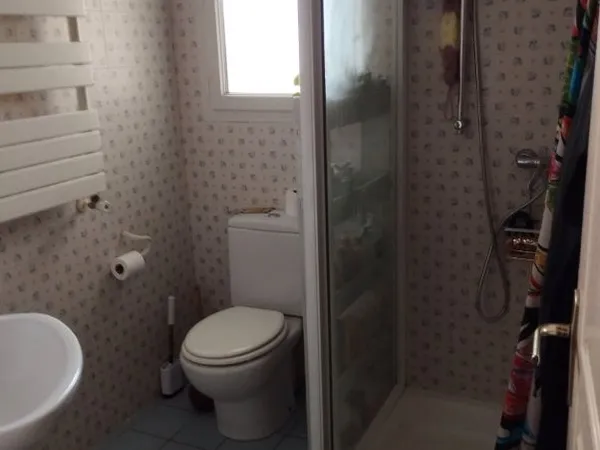 Location chambre + salle de bain 