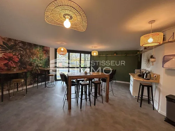 Bureaux 126 m² 