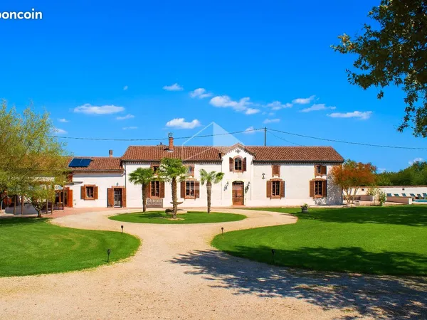 Maison 14 pièces 480 m² 