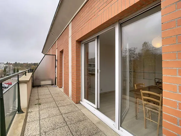 Studio 1 pièce 30 m² 