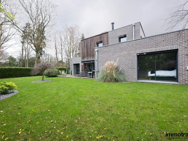 Maison 5 pièces 160 m² 