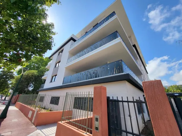 Appartement T3 Récent - LA GARDE 