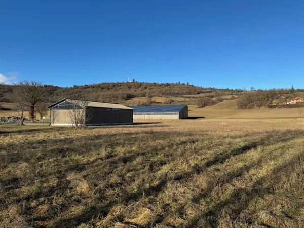 Terrain 440 m² 