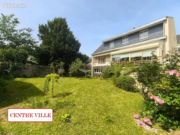 Maison 8 pièces 182 m² 