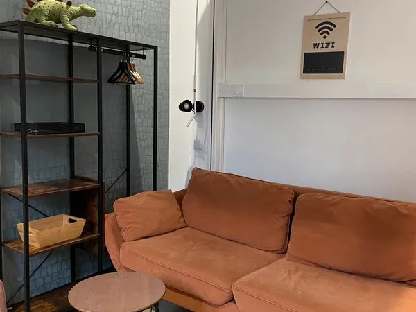 Studio meublé 