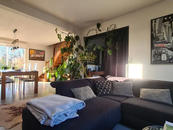 Maison 6 pièces 143 m² 