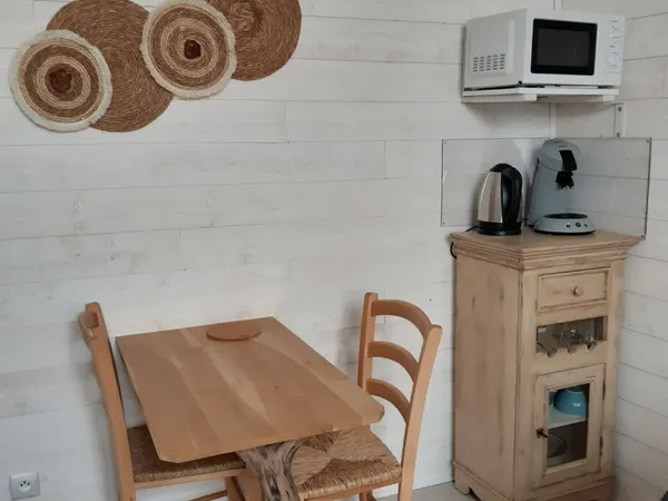 Studio meublé de 15m2 avec extérieur 