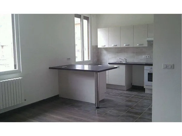 Appartement 4 pièces 77 m² 