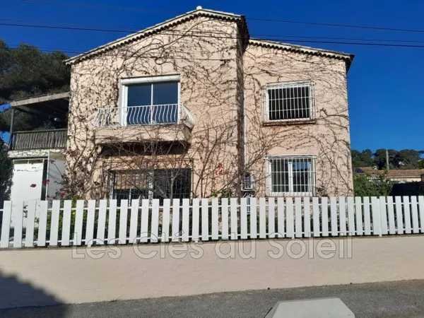 Maison 5 pièces 180 m² 