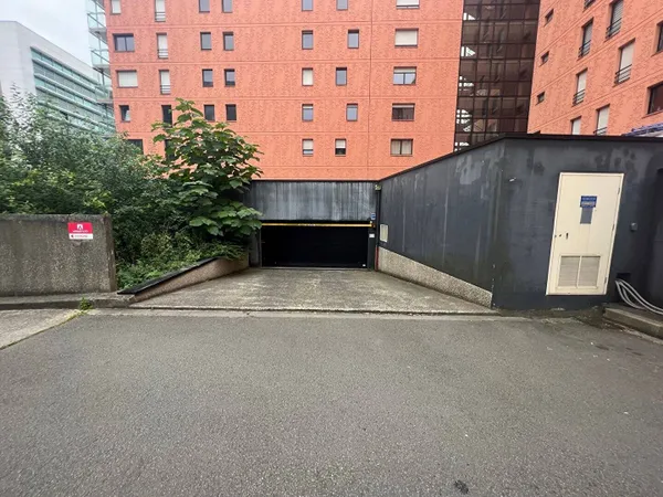 Parking - Garage Location La Madeleine   70€
