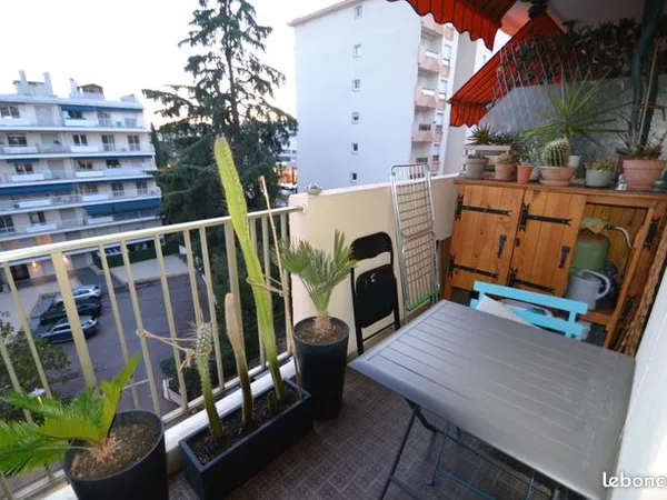 Appartement 1 pièce 30 m² 