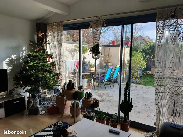 Duplex F2 avec jardin calme 65.2 m² sans voisin au dessus 
