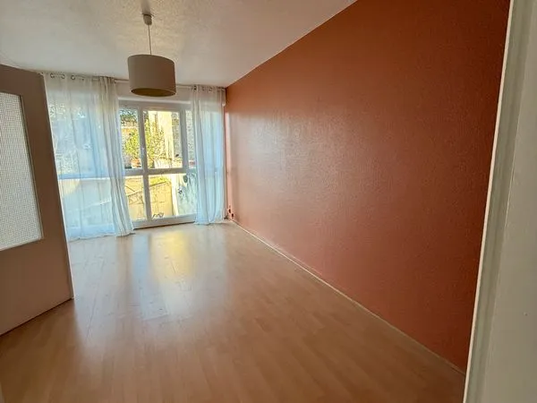 Studio 30 m² calme Nanssouty 
