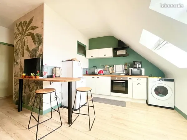 Studio 1 pièce 27 m² 