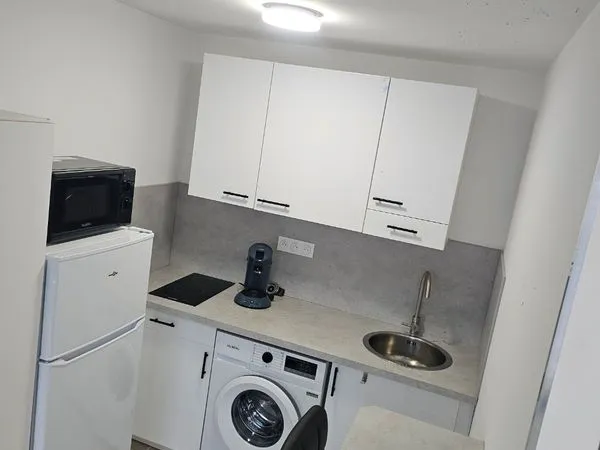 Studio neuf et meuble 