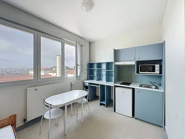 Appartement 1 pièce 18 m² 