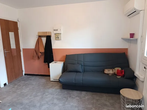 Location appartement meublé étudiant 18m2 