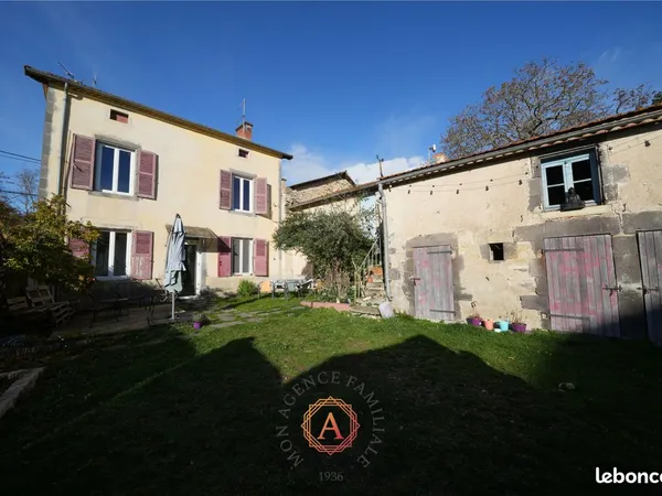Maison 9 pièces 210 m² 