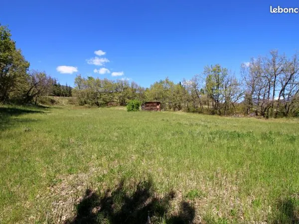 Terrain 1733 m² 