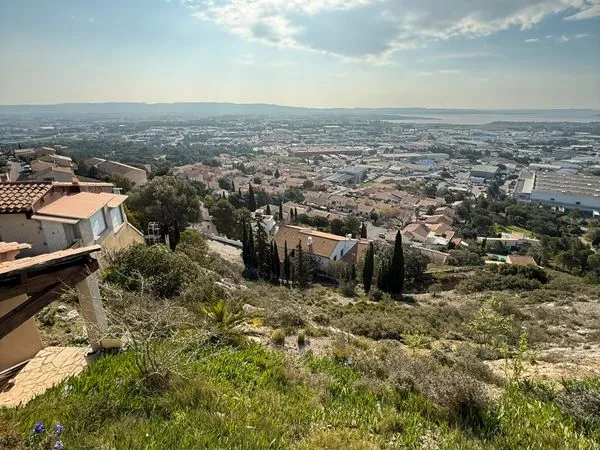 Terrain à bâtir - Vue exceptionnelle - Hauts de Narbonne 