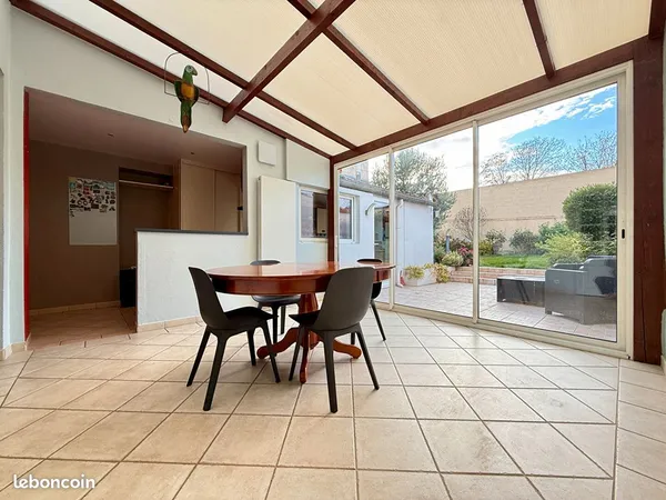 Propriété 6 pièces 151 m² 