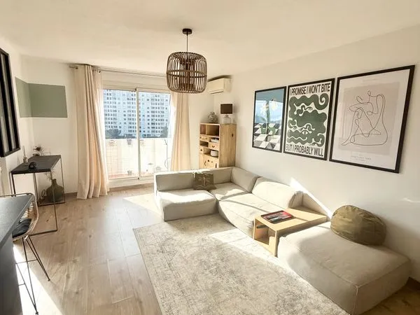 Appartement 3 pièces 60m2 + garage fermé et cave 