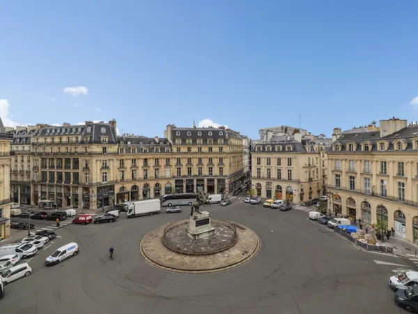 Appartement de prestige sur la Place des Victoires ! 
