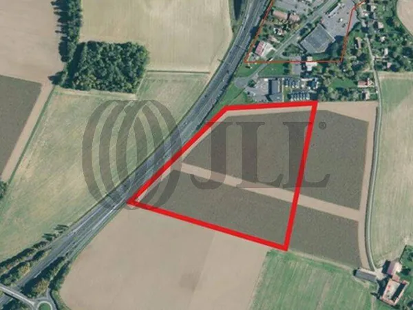 Terrain industriel 3829 m² 
