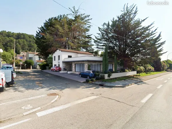Local commercial RN7 