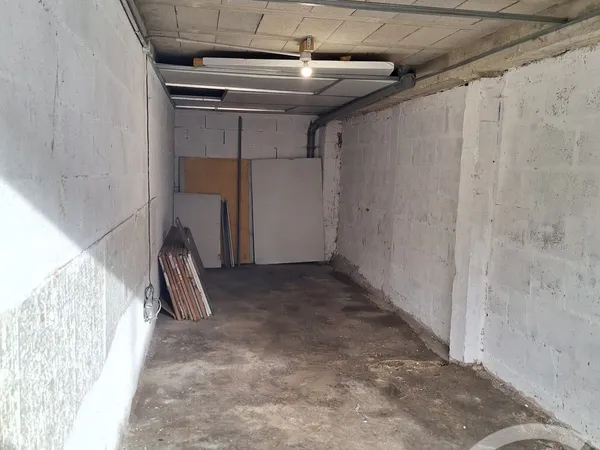 Parking 20 m² 