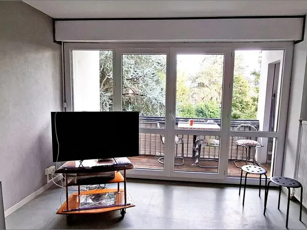 T3 meublé, calme, lumineux avec balcon 
