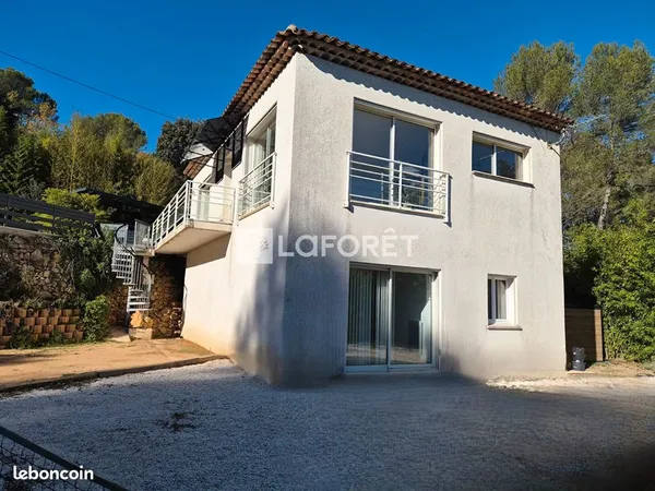 Villa 5 pièces 135 m² 