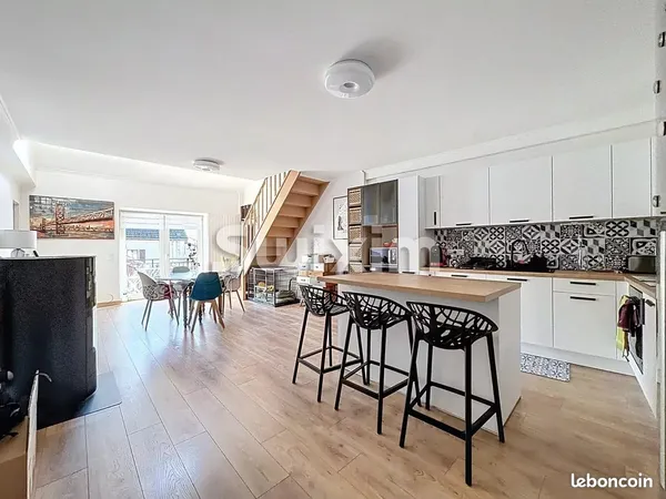 Duplex 5 pièces 149 m² 