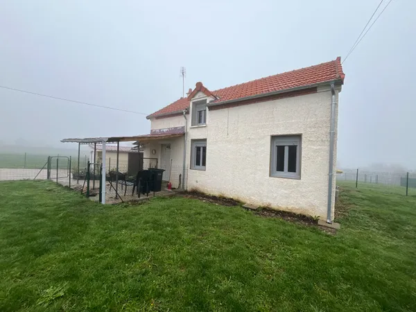 CHAMPVERT 'Bussière' maison indépendante avec jardin ! 