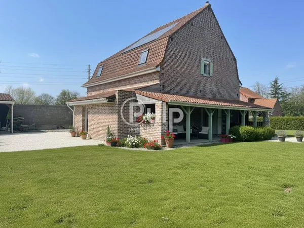 Maison 5 pièces 160 m² 