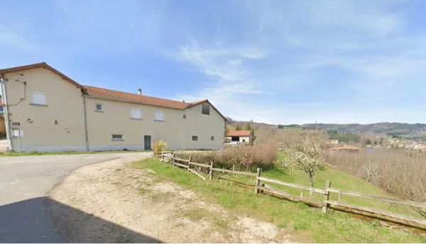 Ferme 10 pièces 244 m² 