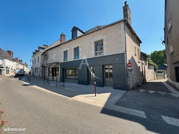 Local commercial 19 m² COUR CHEVERNY