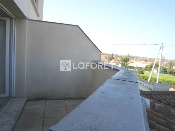 Appartement T2 avec Terrasse - Châteaubernard 