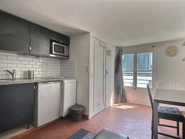 Appartement 1 pièce 17 m² 