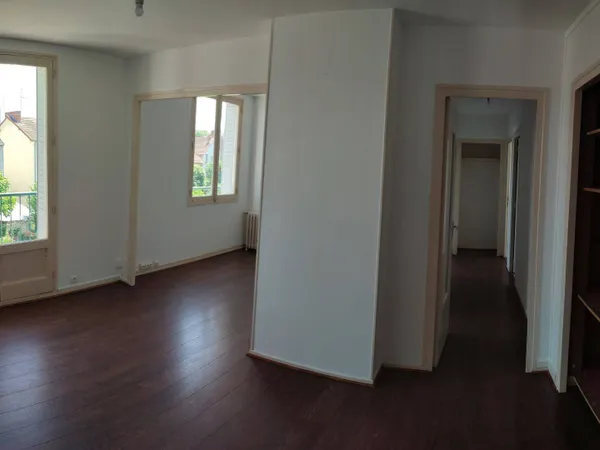 Appartement 4 pièces 77 m² 