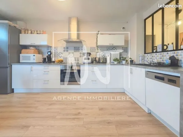 Appartement 3 pièces 68 m² 