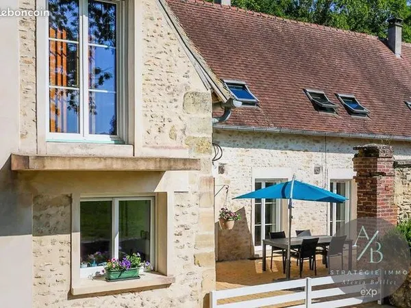 Maison 7 pièces 240 m² 