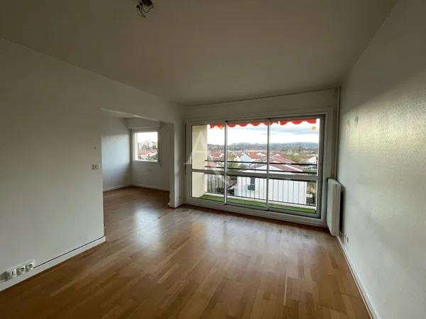 Appartement 4 pièces 90 m² 