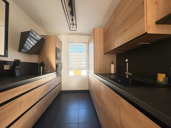 Saint-jacques-de-la-lande - 3 pièce(s) - 64 m² 