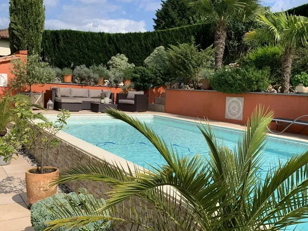 HAUT LANGOIRAN - Superbe maison familiale avec piscine 