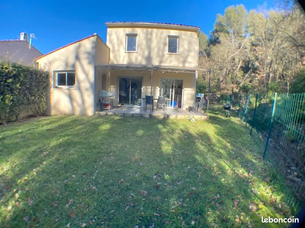 Villa 4 pièces 120 m² 