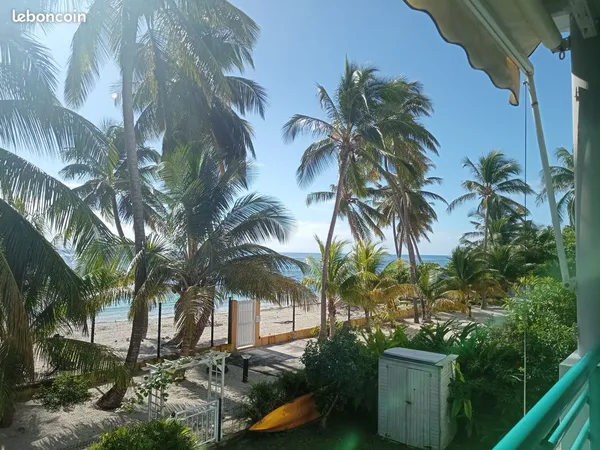 Sainte Anne appartement en front de mer 